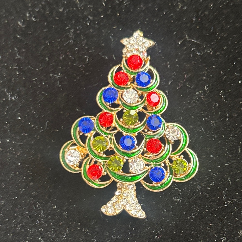 Festive Christmas Tree Brooch or pendant with Colorful Rhinestones